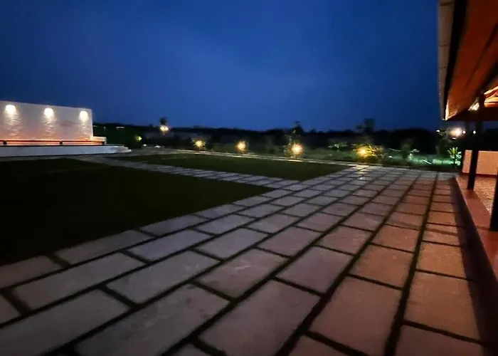 Luxury 2Bhk Villa In Coimbatore With Lawn At Casa Rioh
